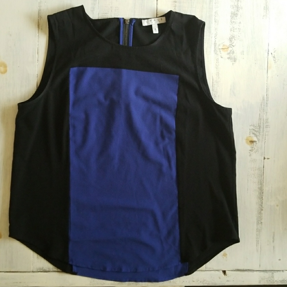 Color blocked sleeveless blouse